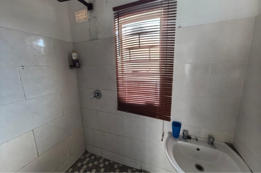 3 Bedroom Property for Sale in Roodepan Northern Cape